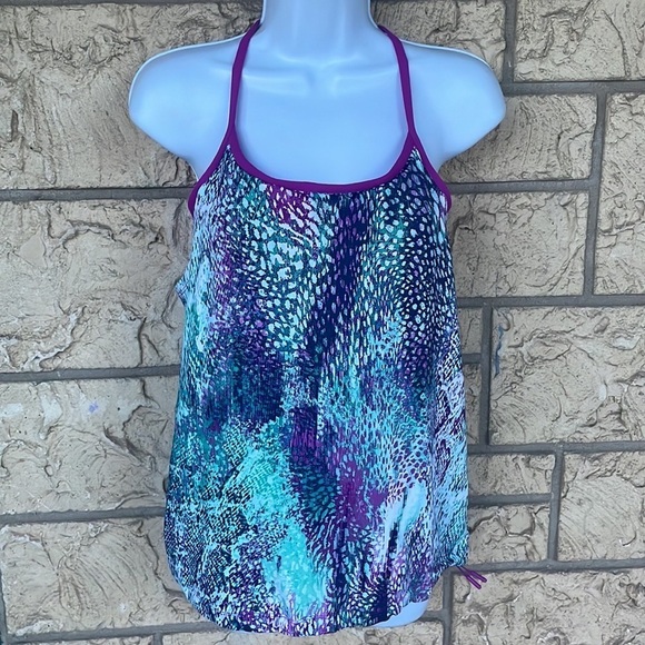 Fabletics Norwalk Tank Orchid Purple, Size Small Bult in Padded Bra Yoga Gym - Picture 12 of 13